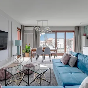 Stay-in Riverfront Lofts Апартаменты